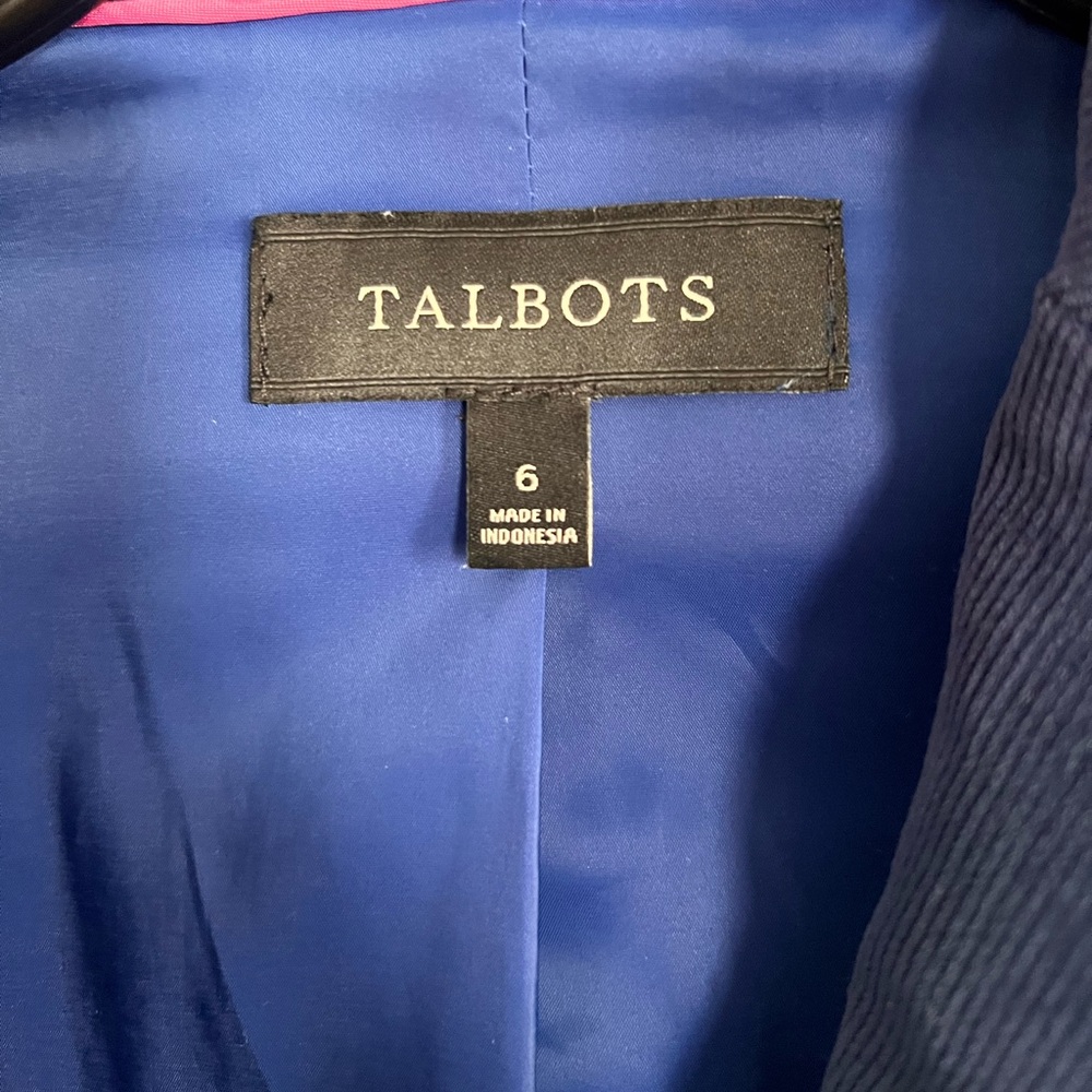 EUC Talbots Corduroy Blazer Navy Two Gold Buttons size 6 - Picture 3 of 7